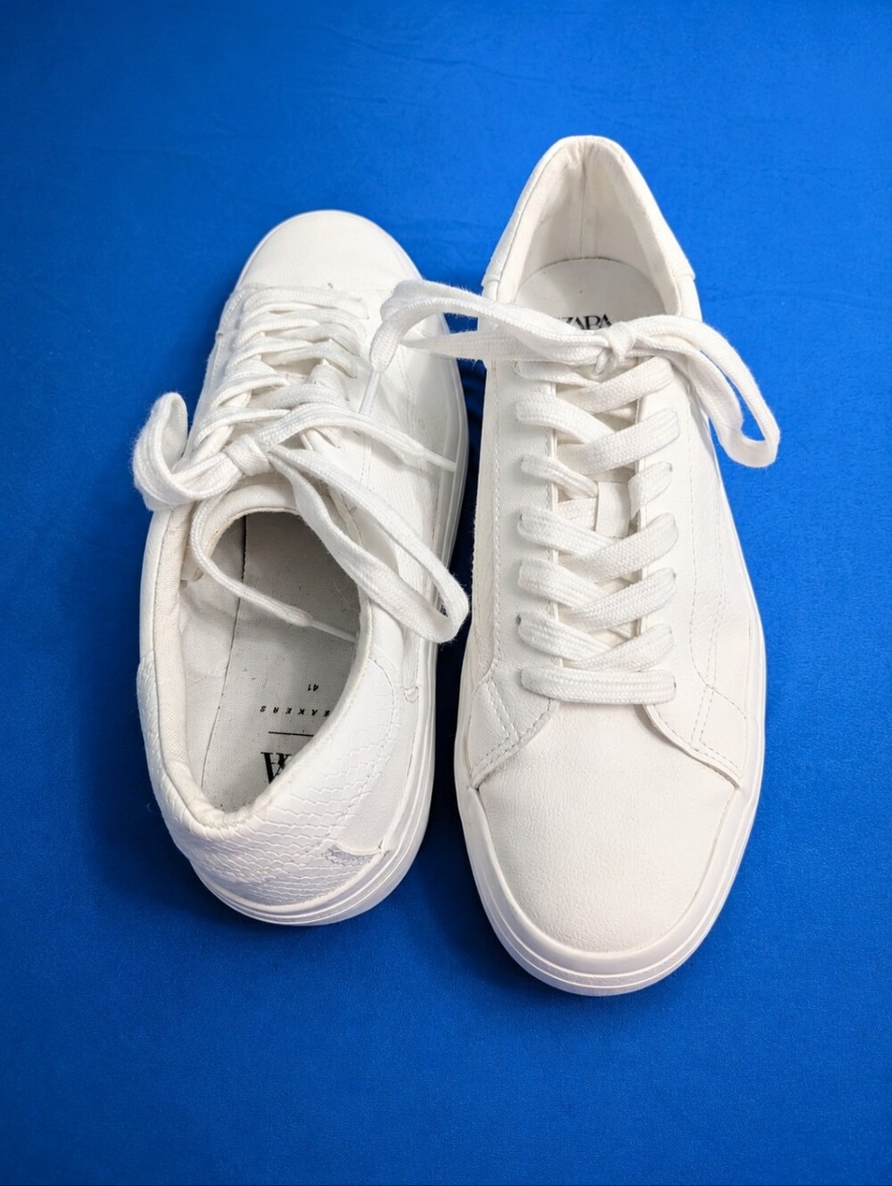 Zara White Everyday Casual Comfort Sneakers Leather Low Top Minimalist Chic
